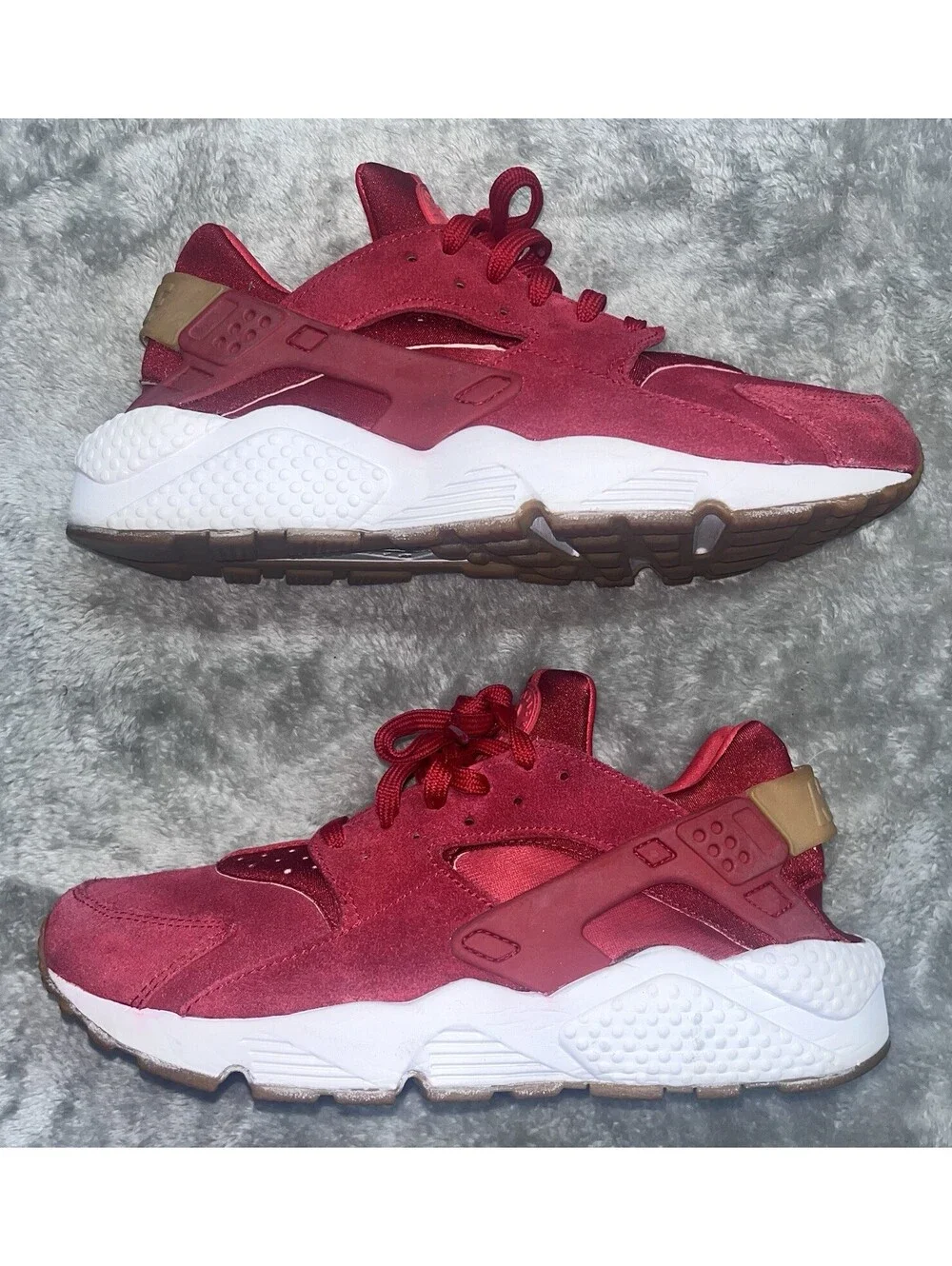 Nike Air Huarache Run SD University Red Gum Sole AA0524-601 Mens 9.5